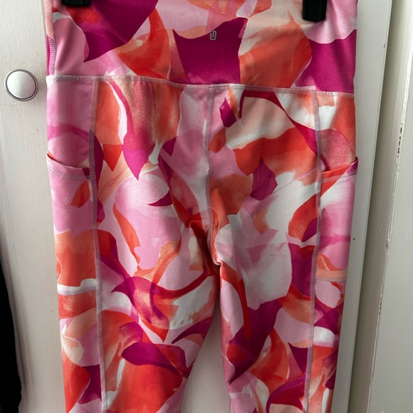 EUC Ideology Pink and Orange Floral Leggings, Cropped w/Banded Waistband - Picture 4 of 12